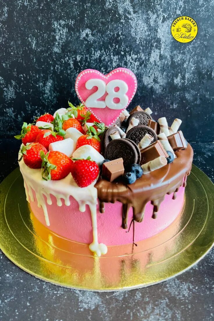 Торт для двоих. Торт для двоих. Торт девочка. Торт для двоих. Двойной торт.