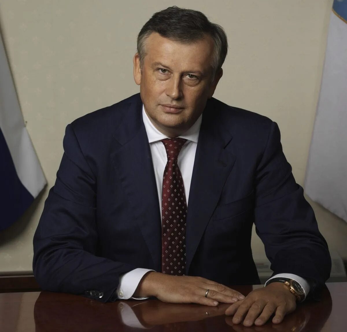 Губернатор лен обл. Александр дрозденко. дрозденко александр юрьевич губернатор. дрозденок. губернатор ленинградской обл. александр дрозденко.