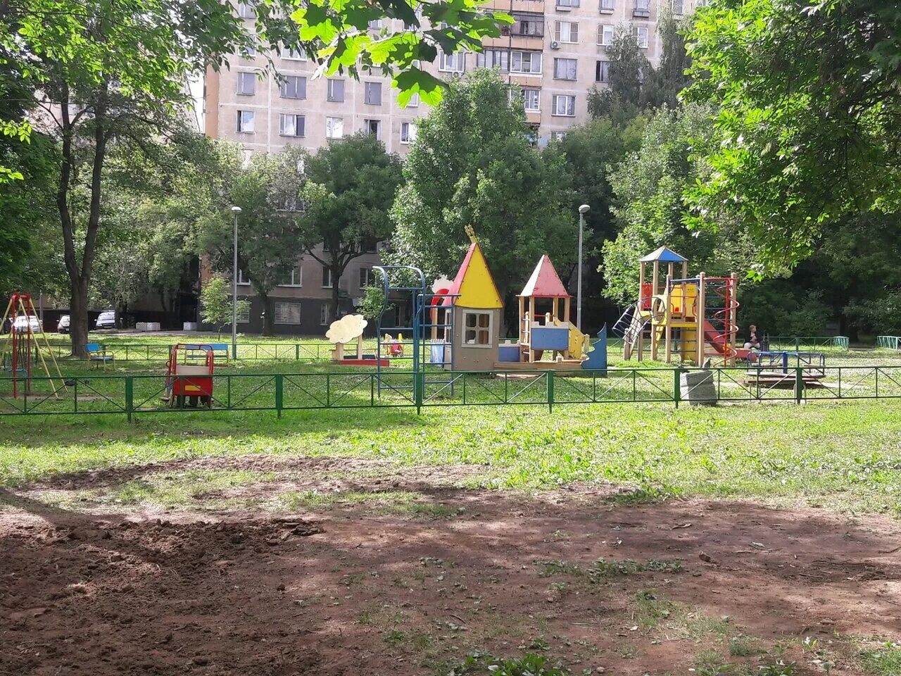 детская площадка тигр москворечье-сабурово. новая детская площадка нагатинский затон. детская площадка каширское шоссе 55 1 москворечье сабурово. площадки юао. площадки юао.