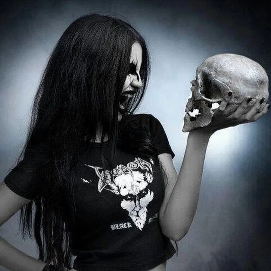 Death рок. Хеви металлистки. рок девушки.
