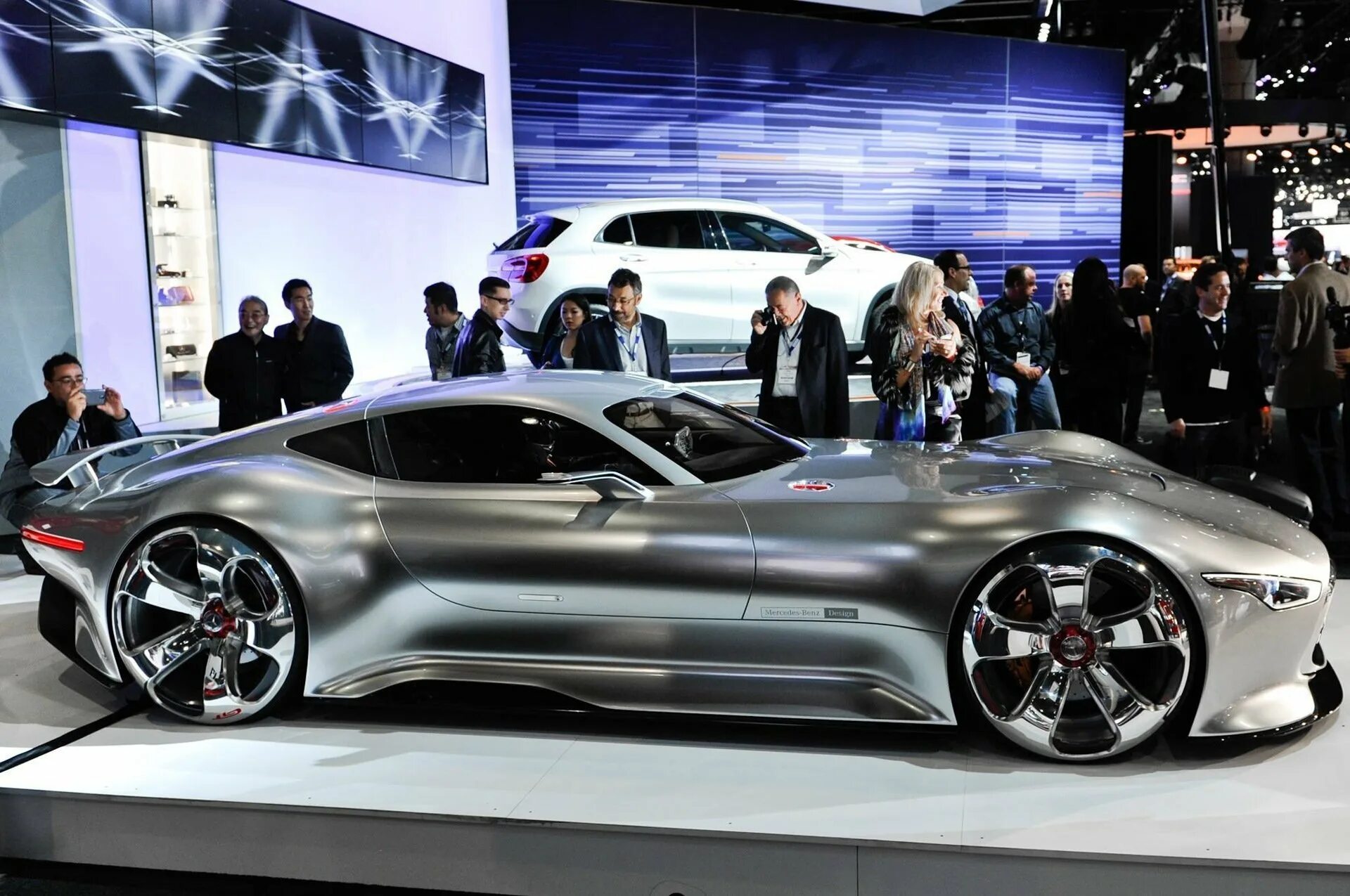 Новые машины в мире. Mercedes-Benz AMG Vision Gran Turismo. Мерседес 2020 AMG Vision. Мерседес АМГ Vision Gran Turismo. Mercedes Benz AMG Vision Gran Turismo Concept.