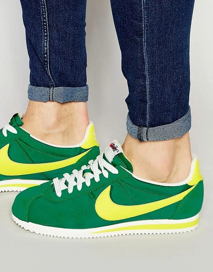 Салатовые найки. Nike air force 1 green white. Кроссовки найк аир макс 1. Найк аир форс 1. Nike air max lime green.