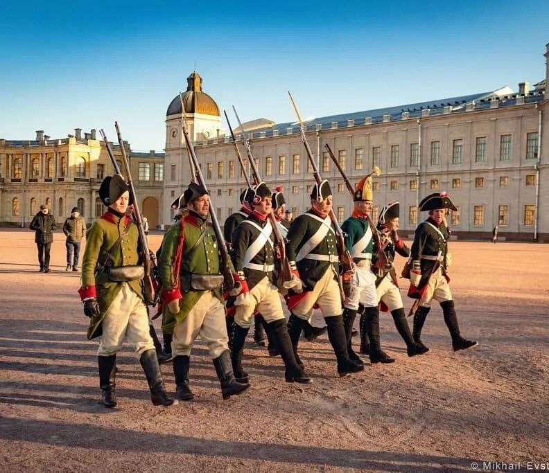 Рота почетного караула московского кремля. Караул 18. Первого почетного караула в 18 веке. Караул 18. Военный караул.