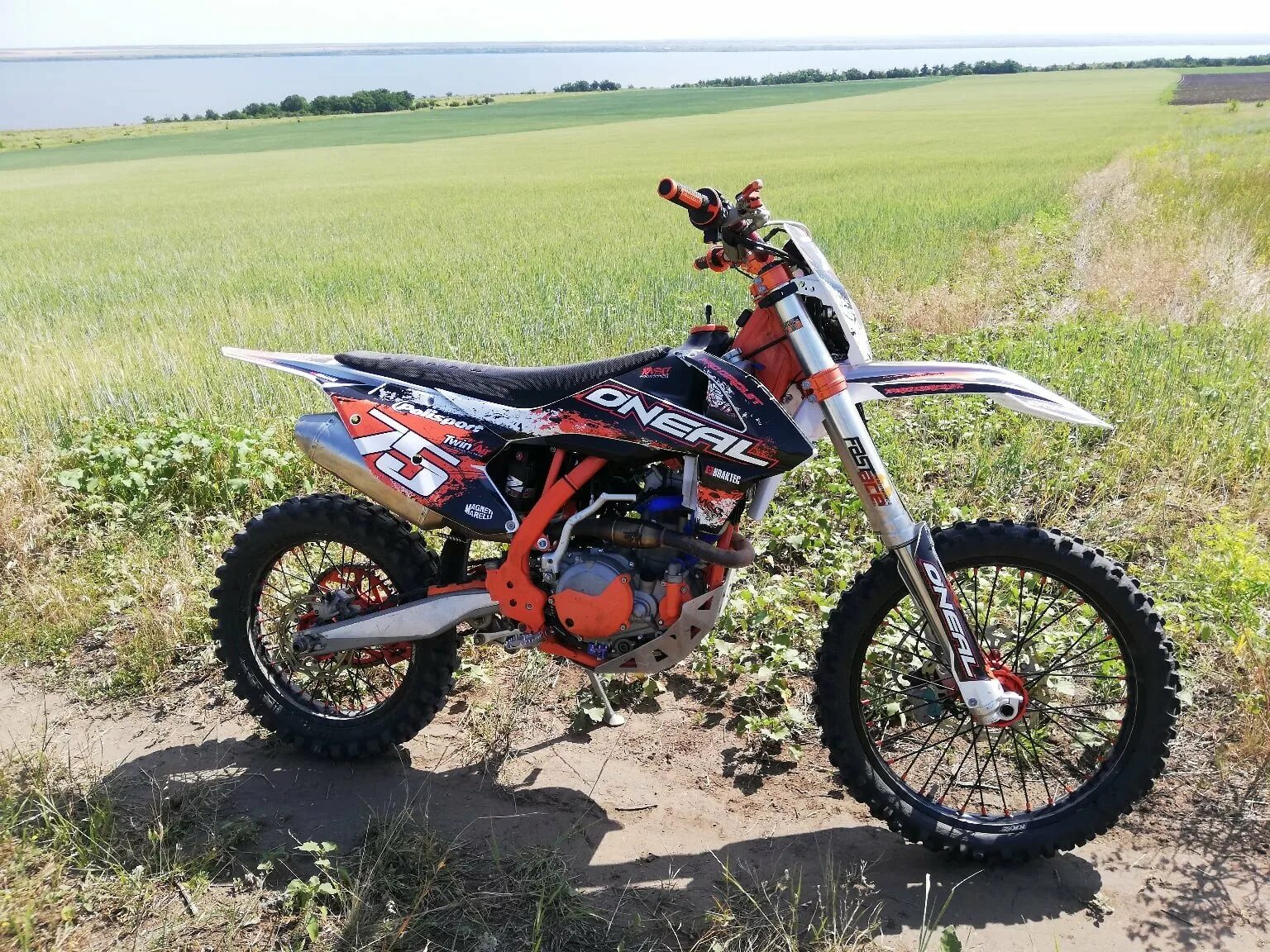 Крос бу. Эндуро avantis 250. авантис 250 кросс. авантис эндуро 300. avantis vx 250.