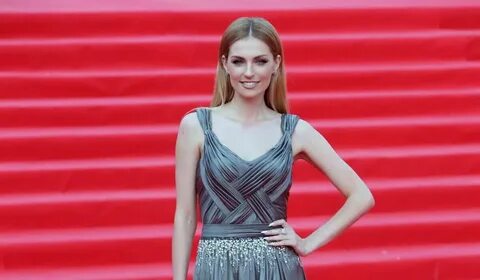 Sasha Savelyeva yalangoch video