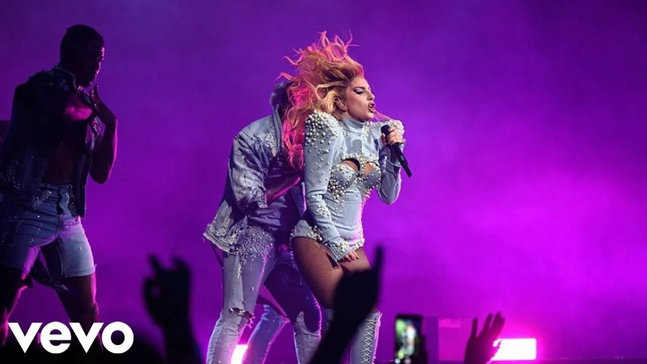 Сценические костюмы леди гага. Live nation lady gaga. Lady gaga tour. Lady gaga chromatica ball 2022. Stage the chromatica ball 2022.