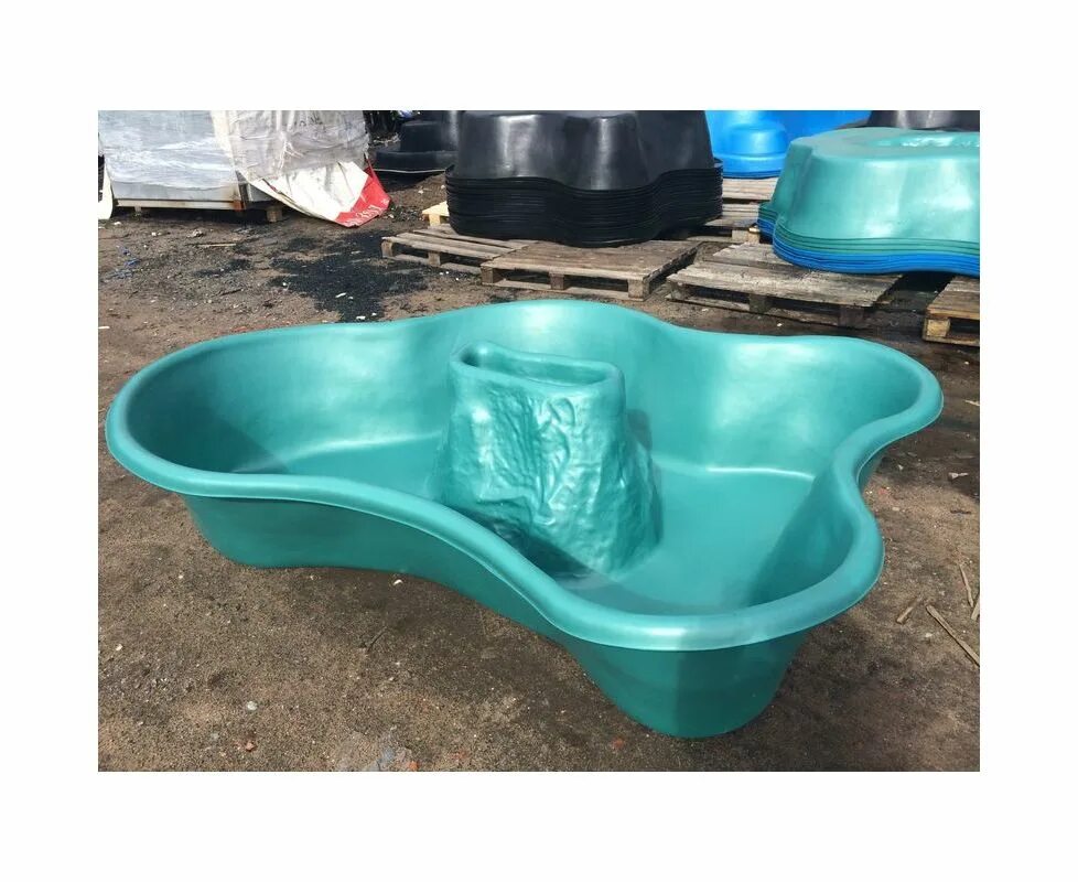 Ставрополь пруд байкал. Пруд вулкан черный. Пруд вулкан. Пруд вулкан. Пруд пластиковый садовый 1300л.