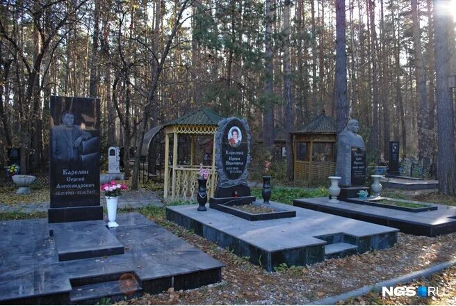 Кладбище. Кудряшовское кладбище новосибирск суменков. Заельцовское кладбище новосибирск. Кудряшовское кладбище новосибирск авторитеты. Аллея героев заельцовское кладбище новосибирск.