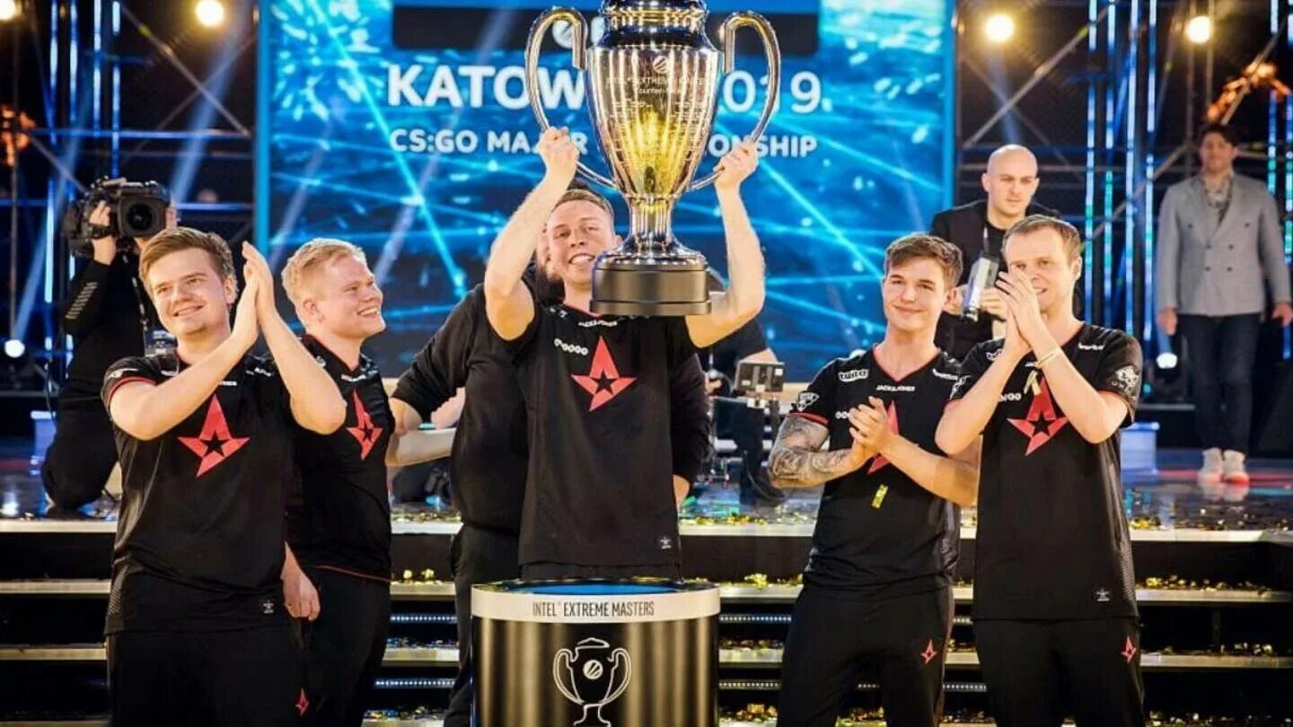 Когда мажор по кс2. IEM Katowice 2019 Кубок. Katowice Major 2019 астралис. Кубок IEM Major. Астралис чемпионы МАЖОРА.