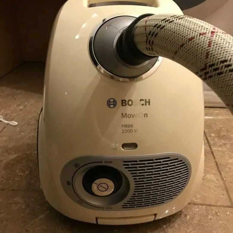 Пылесос bosch move on. Пылесос bosch moveon 2200 w. пылесос бош moveon hepa 2200w. пылесос bosch move on hepa 2200w. bosch runn&#039;n hepa 2200w.