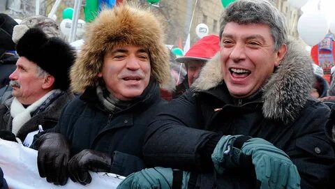 Политика 2012 год
