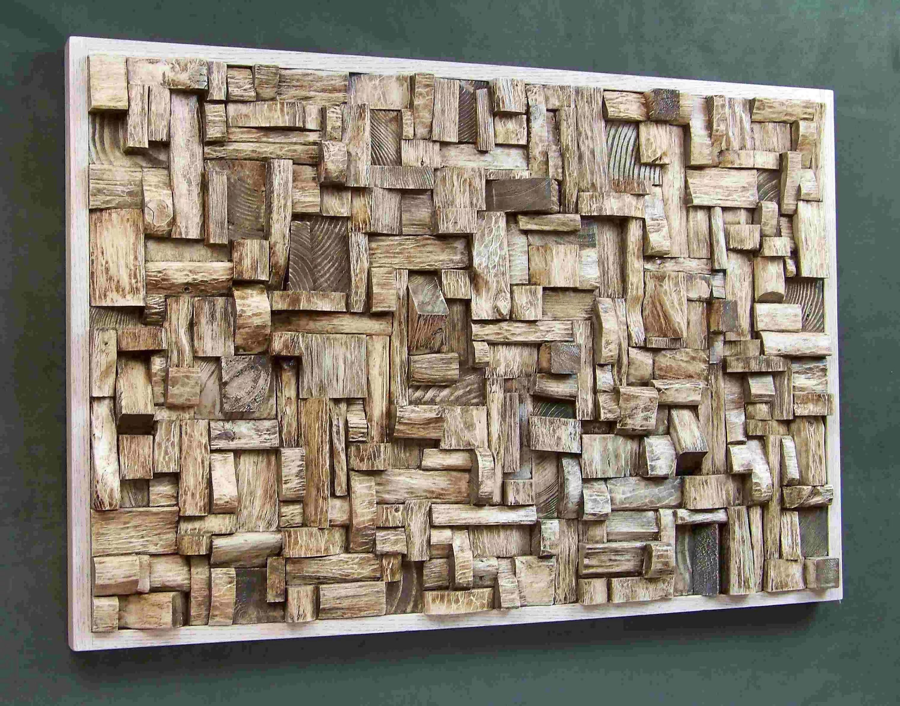 Колотая доска. Панно из обрезков дерева. Панно из деревянных брусков. Панно из деревянных кубиков. Панно из брусков дерева на стену.