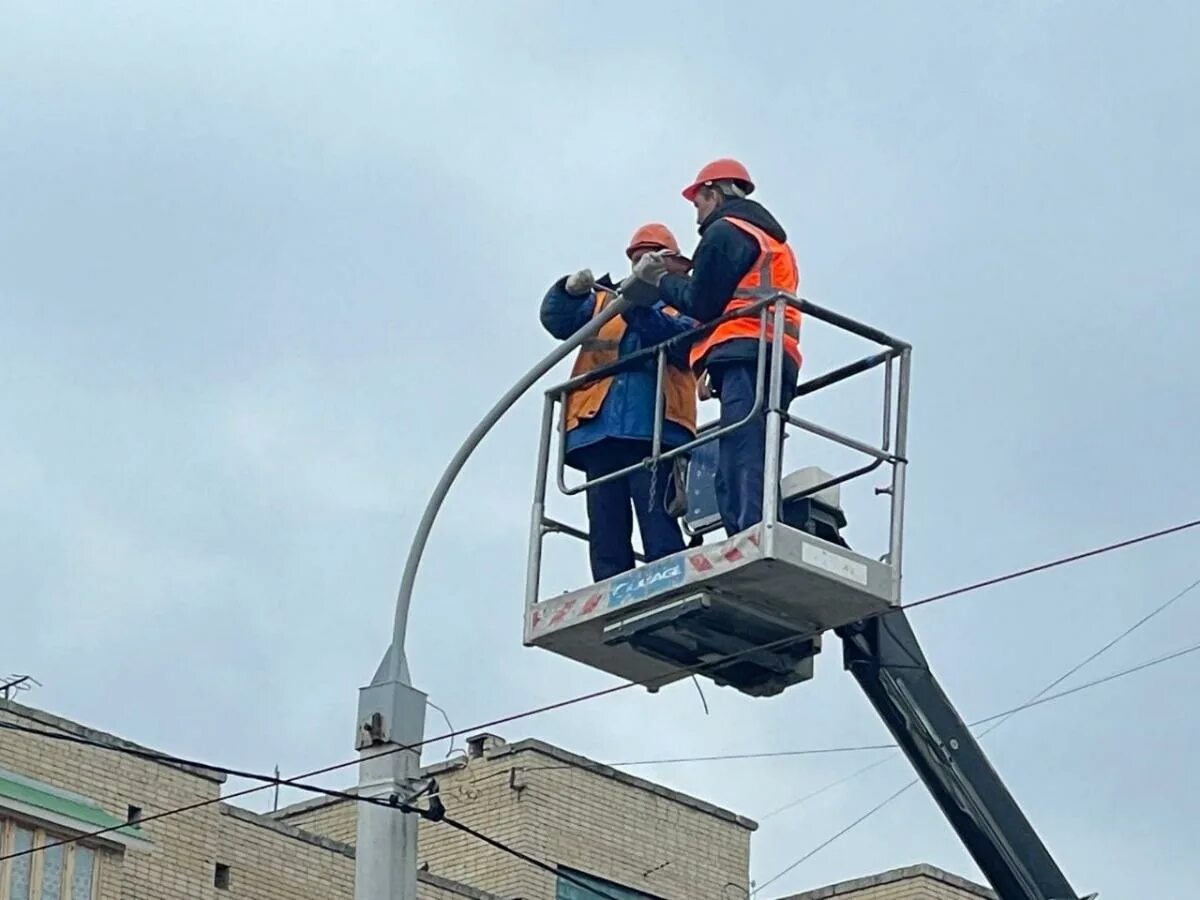 Установленных на новые 19. Установленных на новые 19. Замена лифтов. Киров новые камеры видеофиксации. Монтаж техническое обслуживание.