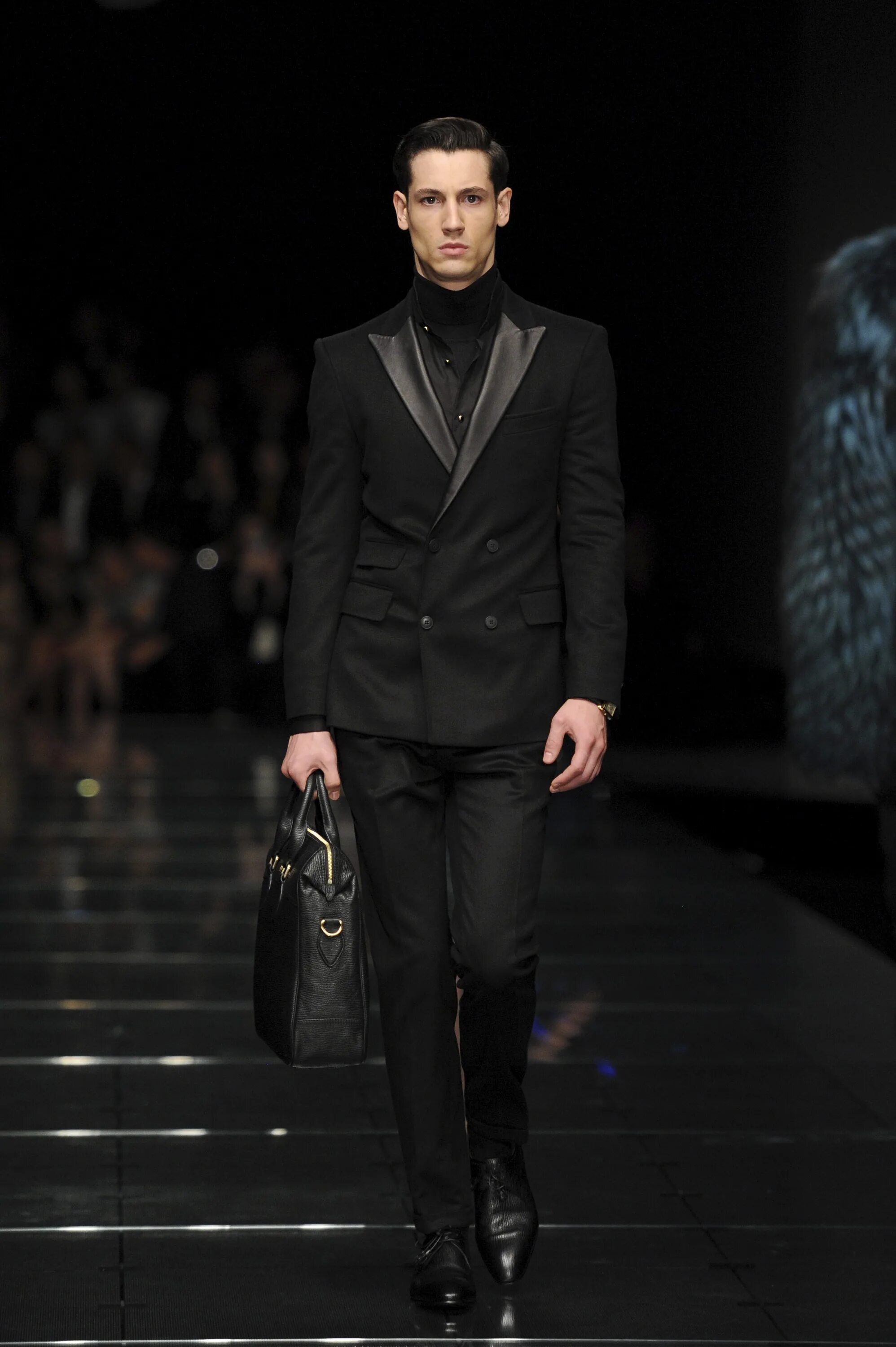 Boss hugo boss winter 2013. Hugo boss костюм брючный женский 2019. Boss hugo boss одежда. показ hugo boss. модная мужская одежда.