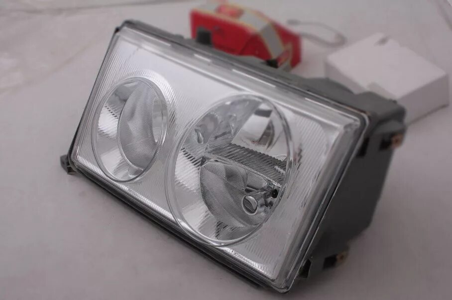 Фары 124. Фары w124 depo. Стекла hella для мерседес w124. Фары мерседес 124. W123 usa фары.