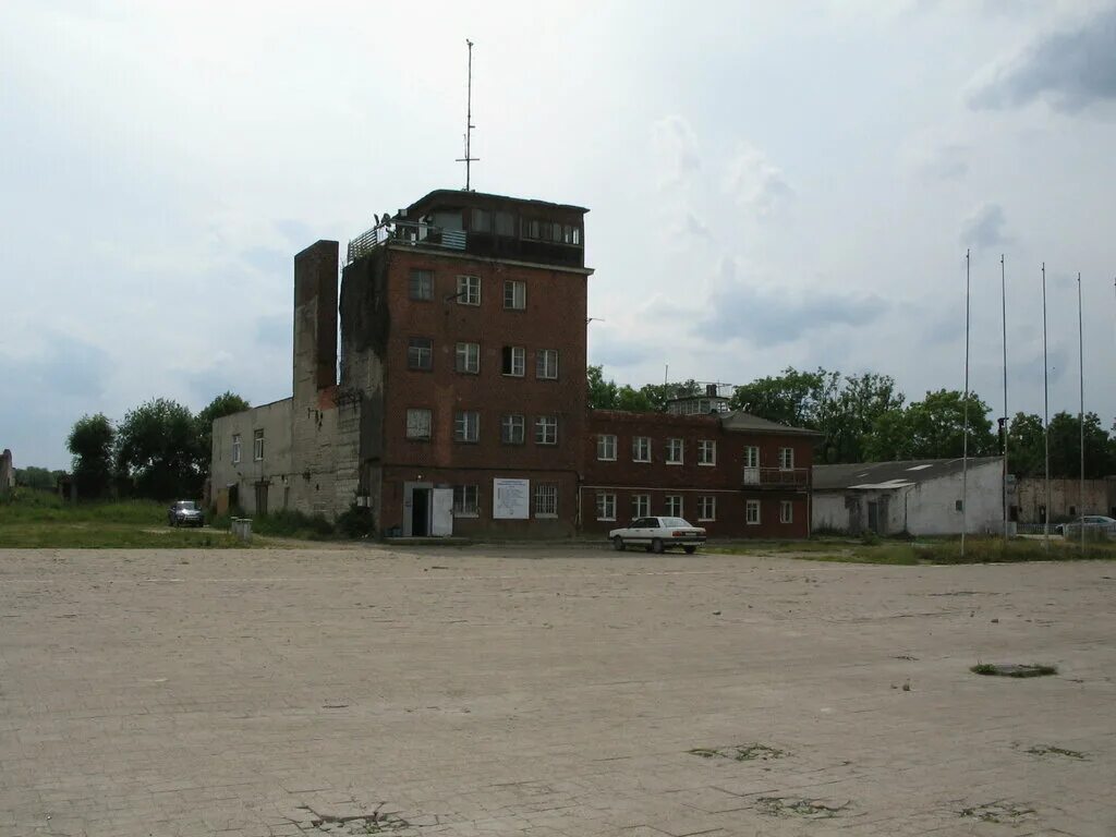 Аэропорт кёнигсберг-девау 1919. Аэродром девау калининград. Аэродром девау калининград. Аэродром девау. Аэродром девау калининград.