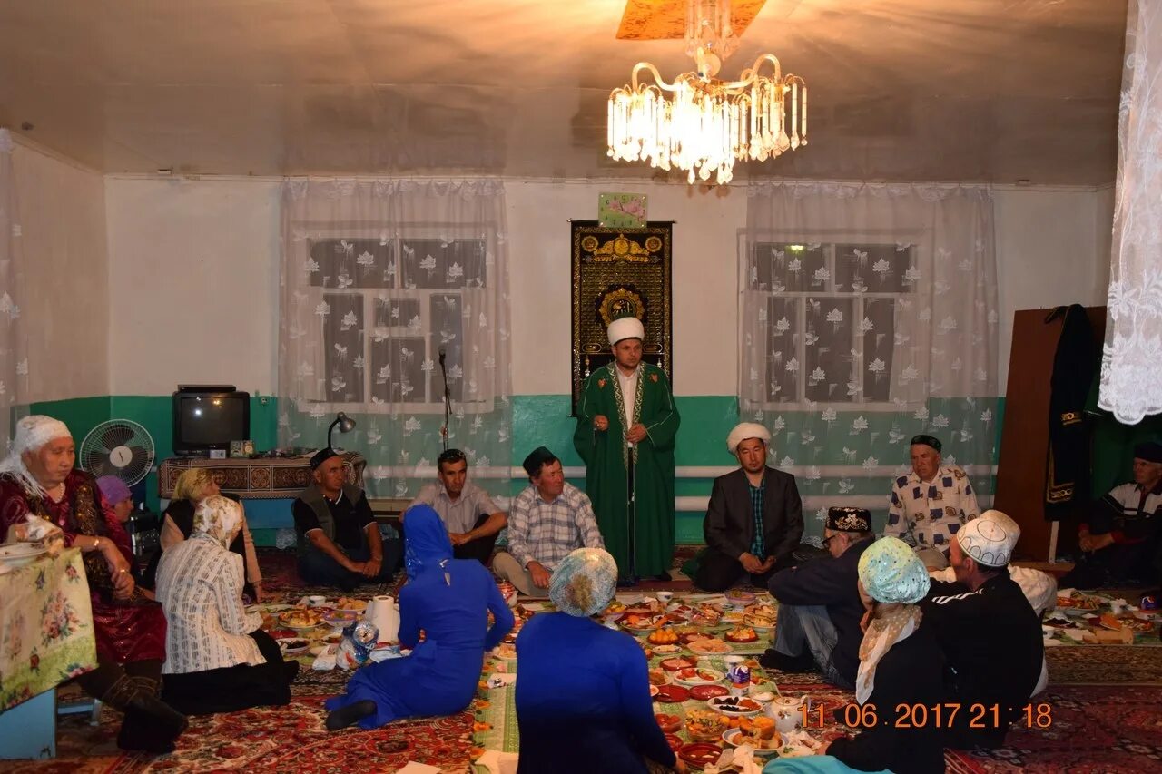 Погода в линевке соль илецкого. Линевка соль-илецкий район. село линевка соль-илецкого района. трагедия 2017 год линевка соль илецкого района оренбургской области. бюст село линевка соль-илецкого района.