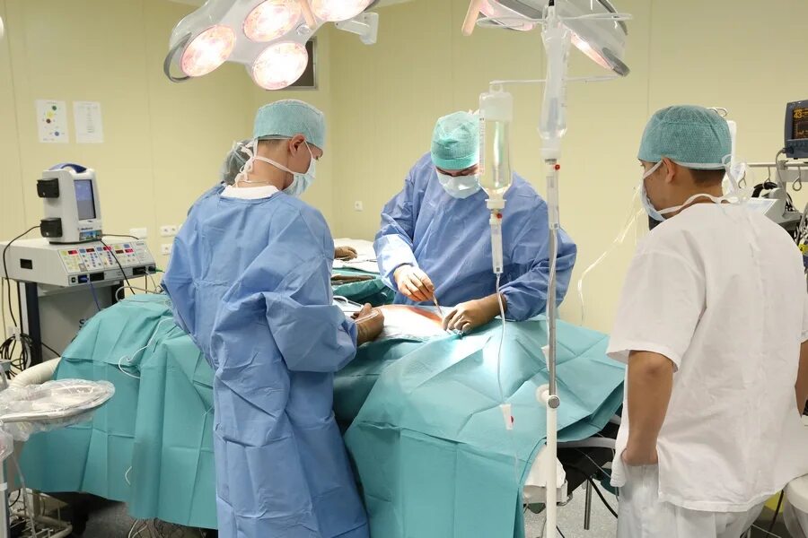 центр травматологии и ортопедии. федеральный центро травмотологиий чеб. операция травматология. травматология и ортопедия чебоксары. эндопротезирование в чебоксарах.