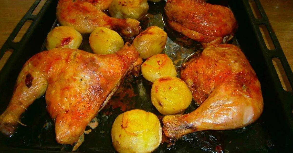 Рецепт окорочков в духовке с хрустящей корочкой. Куриные окорочка в духовке. куриные окорочка в духовке с хрустящей корочкой. жареные окорочка в духовке. окорочок куриный запеченный в духовке.