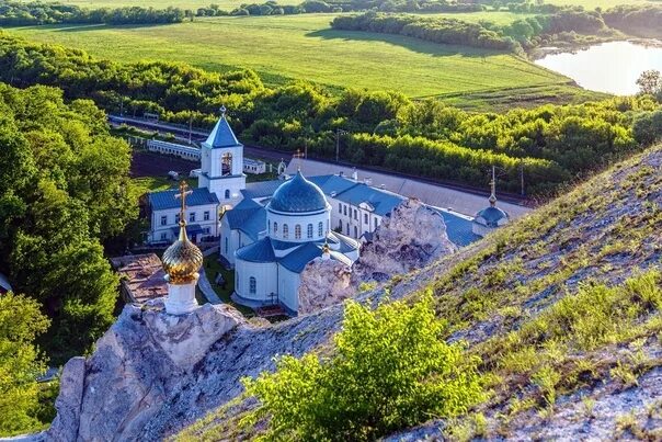 Дивногорский Успенский монастырь. Монастыри Воронежской области. Мужской монастырь в Воронежской области. Белгородский монастырь Воронежская область. Мужской монастырь воронежская область