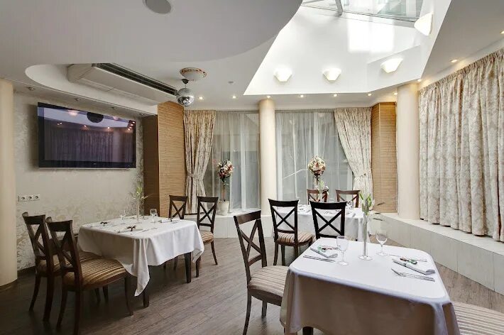 Фаворит санкт петербург. Ресторан фаворит спб. Фаворит санкт петербург. Ресторан фаворит стремянная 18. Ресторан фаворит спб.