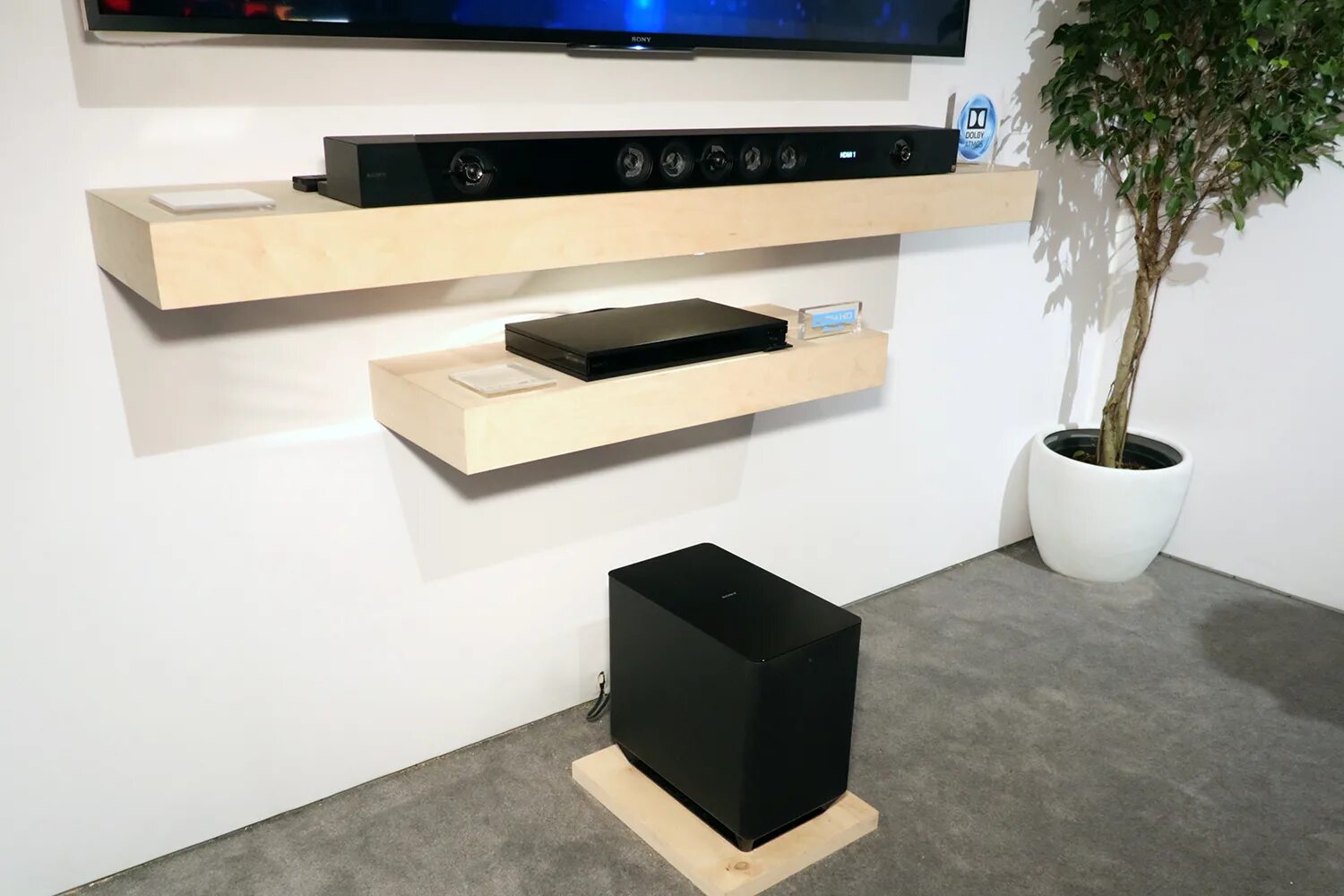 Atmos саундбар лучший. Саундбар dolby atmos. monitor audio silver 7g dolby atmos. додолби атмос санудбар. sony ht-st5000.