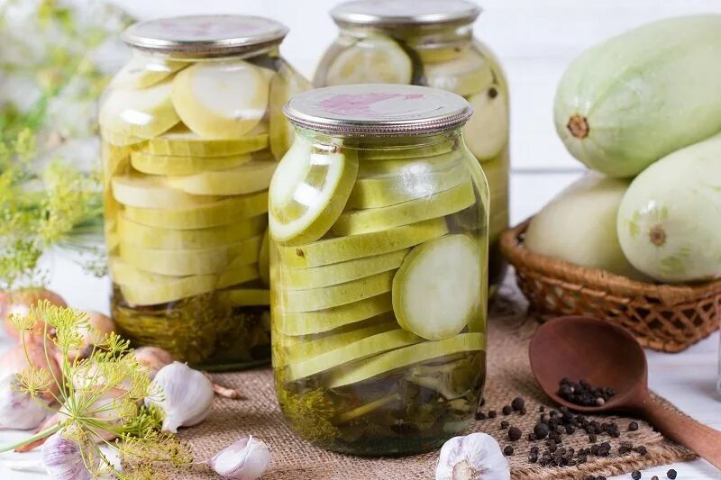 Маринады для консервирования. Маринад для консервирования. кабачки на зиму способы хранения. кабачки разносолы. классические маринады для консервации.