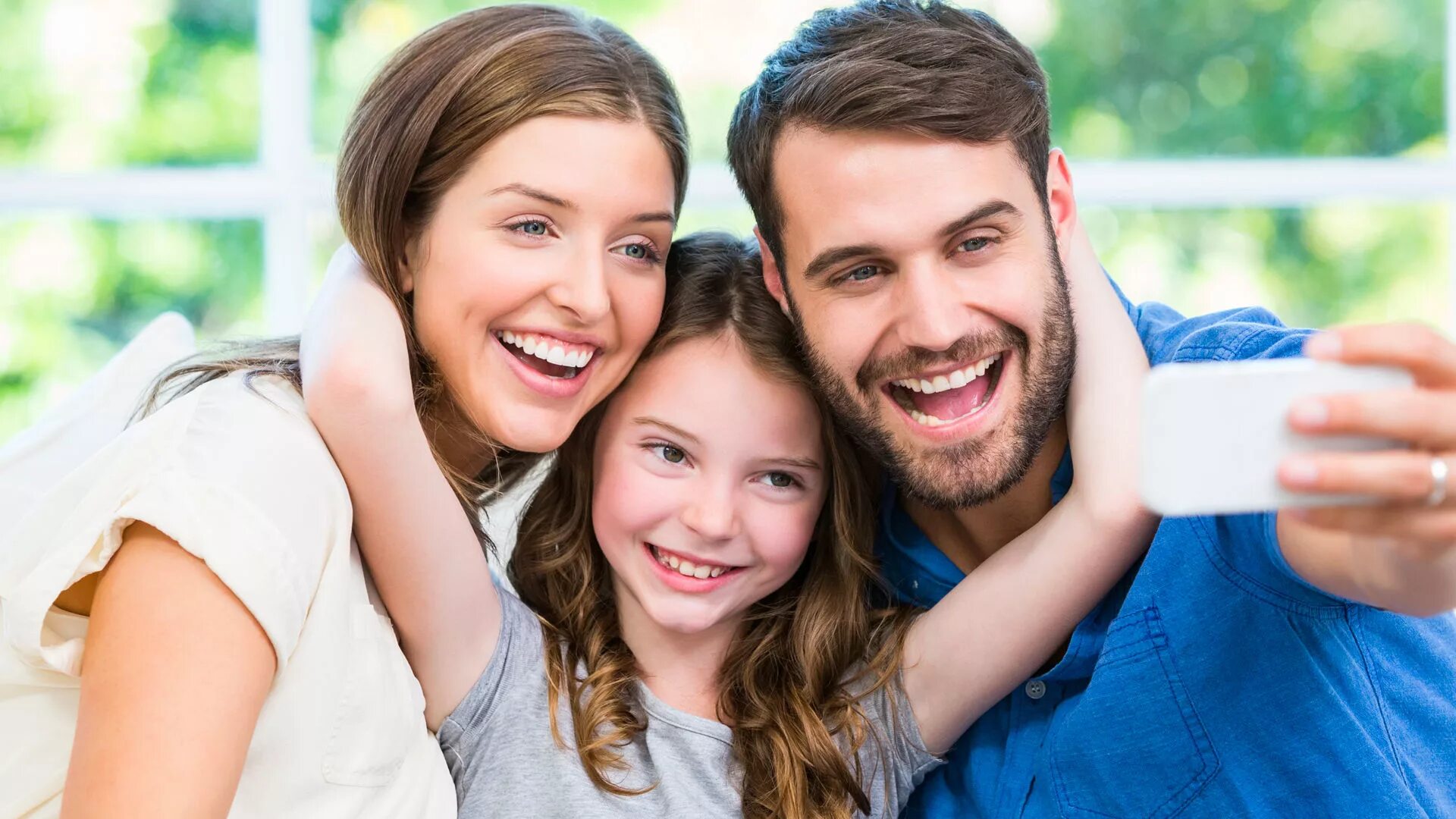 Семейная фотосессия. Family clicking. Счастливые родители. Разные семьи. Родители и дети.