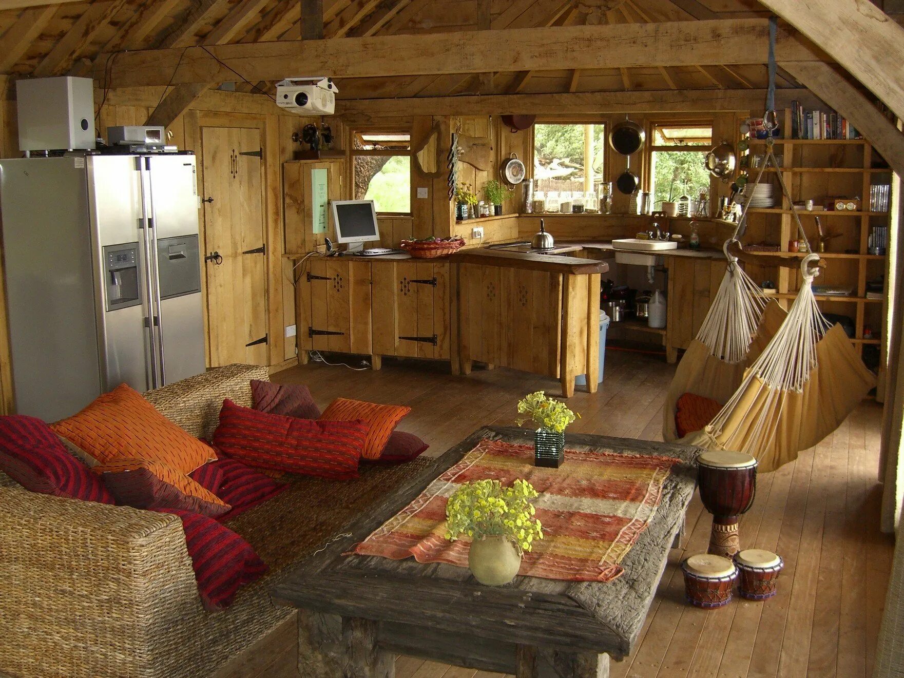 Красивый дачныйидомик внутри. Tiny house планировки. Бытовка тини хаус. Как можно обустроить дом. Маленький домик тини хаус.