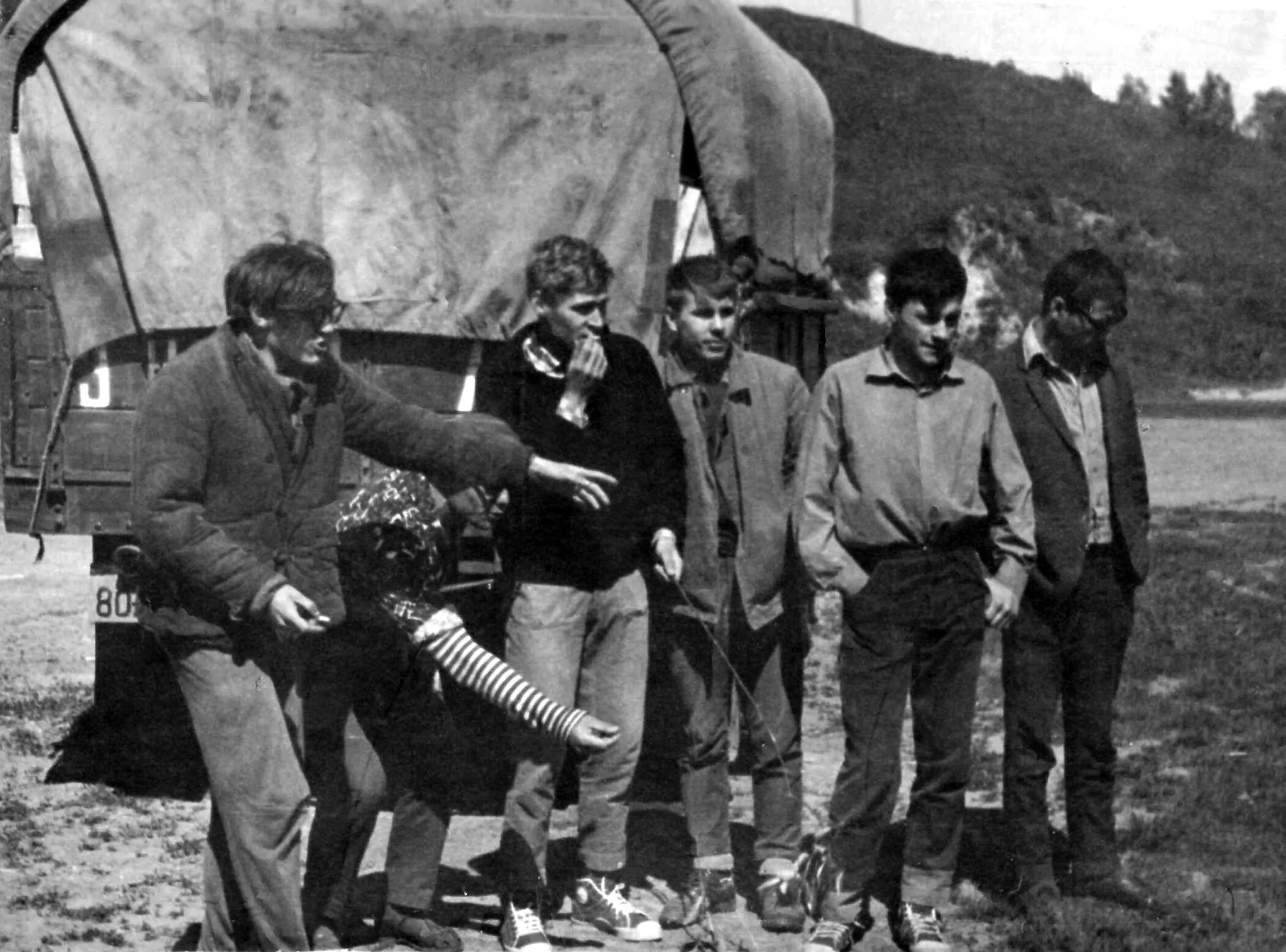 Геологи мгу. Геолог мгу. геологи 1960-е ссср. советские геологи. студенты геологи.