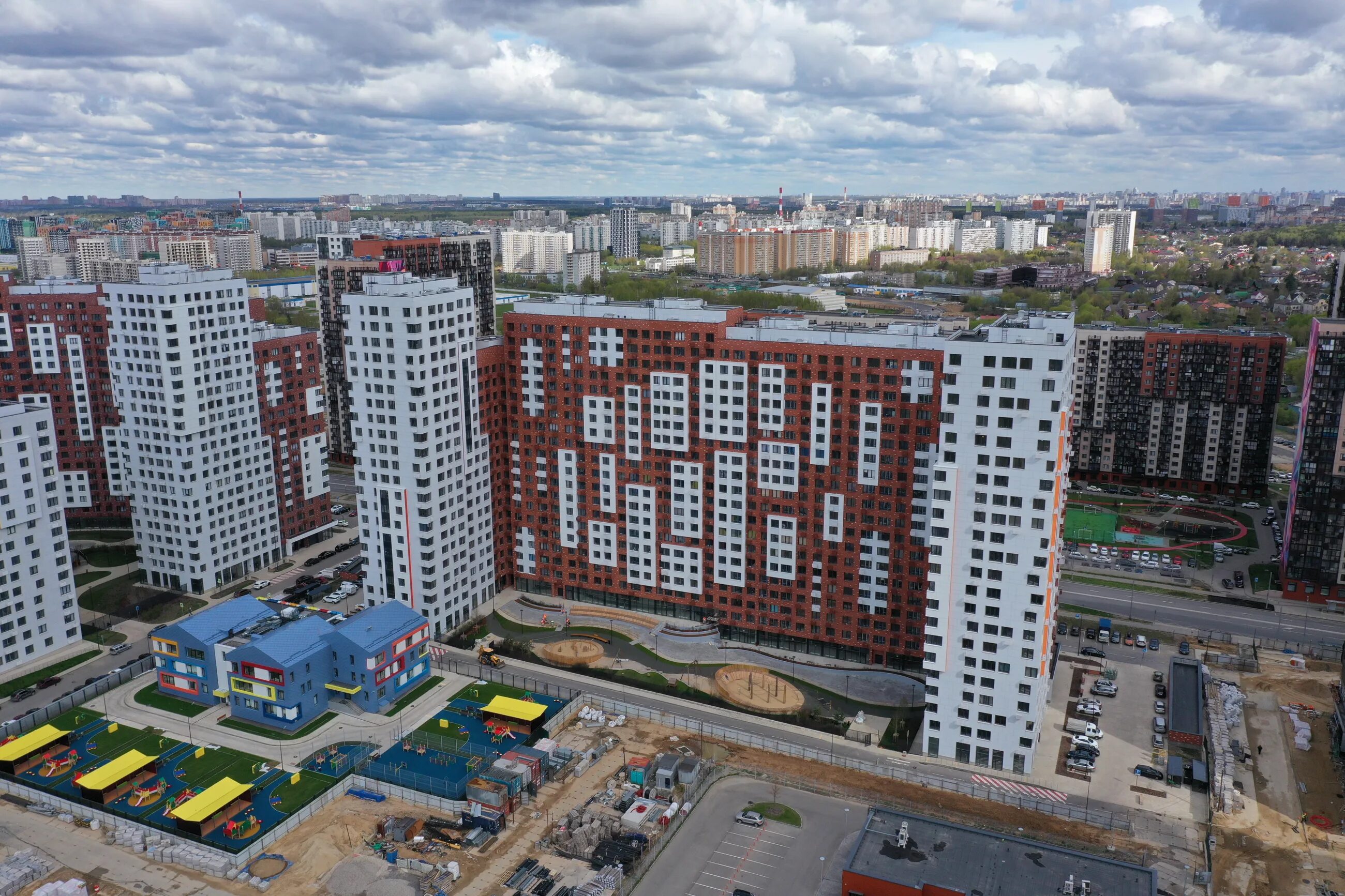 Бц румянцево москва. Москва родниковая 30к1. Родниковая 30к2. Jois жк. Румянцево парк моп.