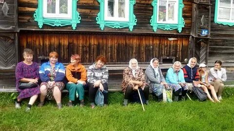 Сколько людей проживает в поселке