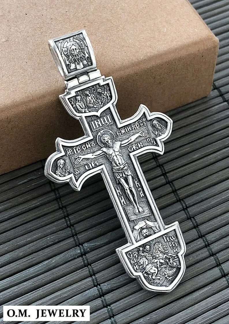 Купить мужской православный крест. Нательный православный крестик серебро. Серебряный крестик мужской. Крестик серебряный мужской православный. Большие серебряные кресты.