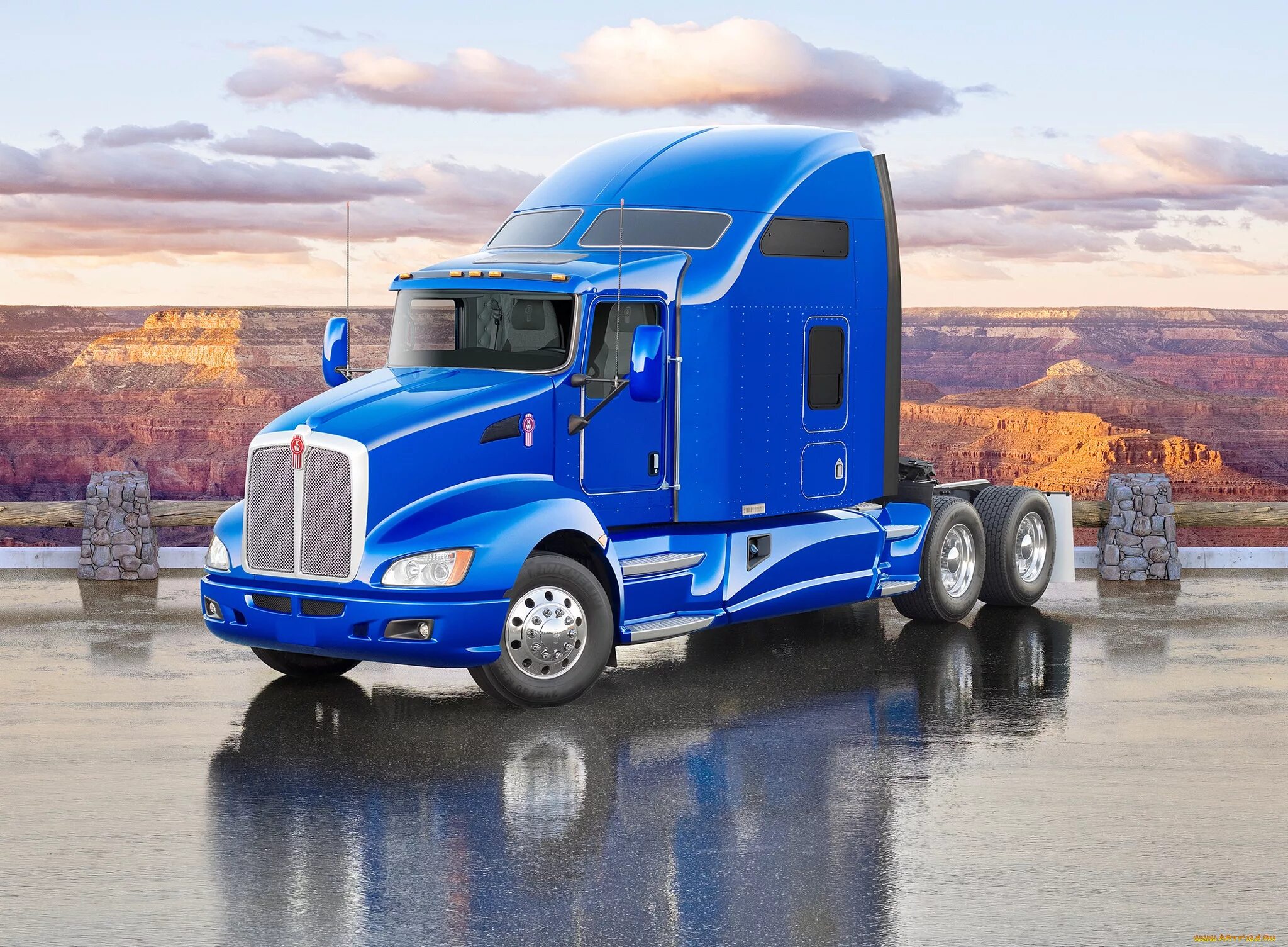 Про грузовой автомобиль. Грузовик Kenworth t660. Грузовой Кенворт t660 aerodynamic. Седельный тягач Kenworth t660. Кенворд тягач 660.