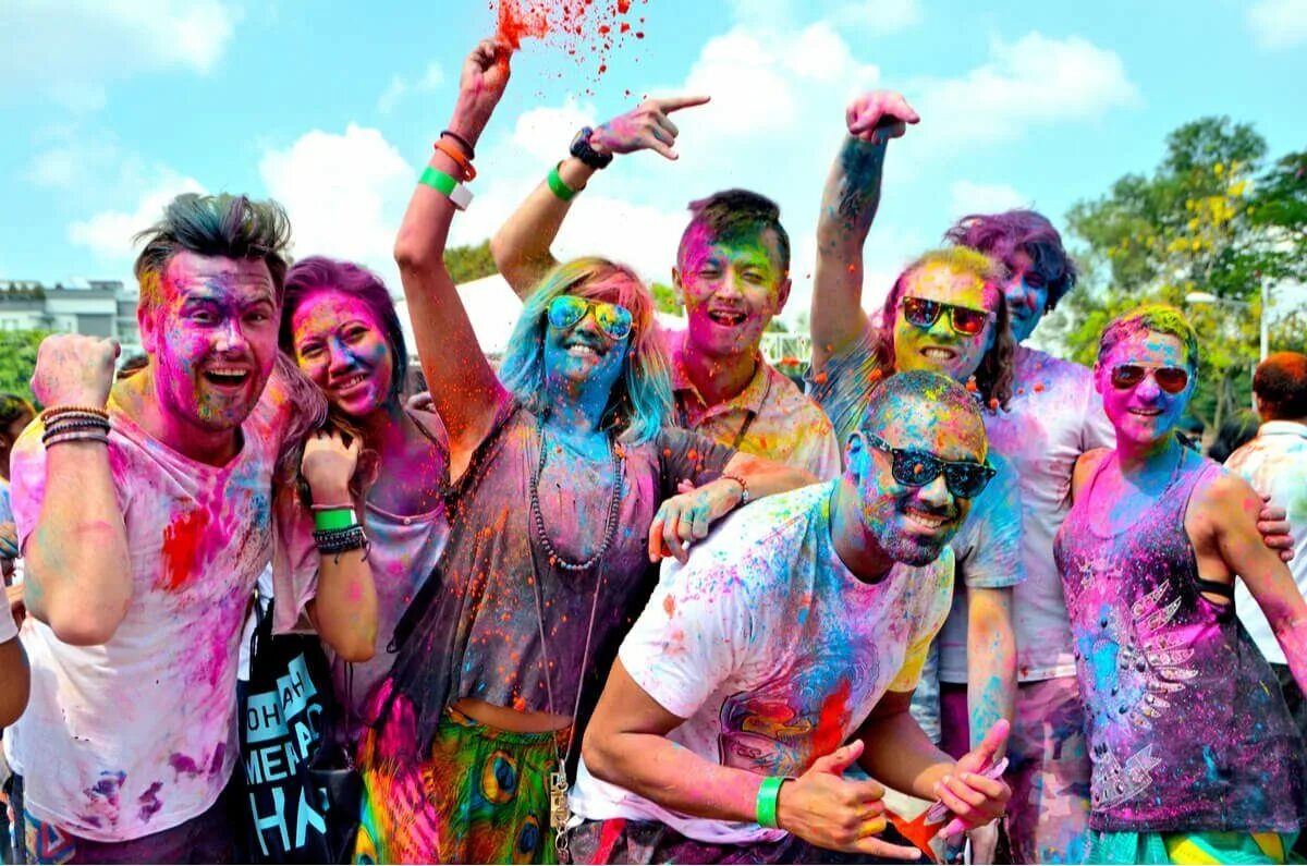 Фестиваль красок Холли. Фестиваль красок Холи в Индии. Краска Холи Holi like. Холе фестиваль красок