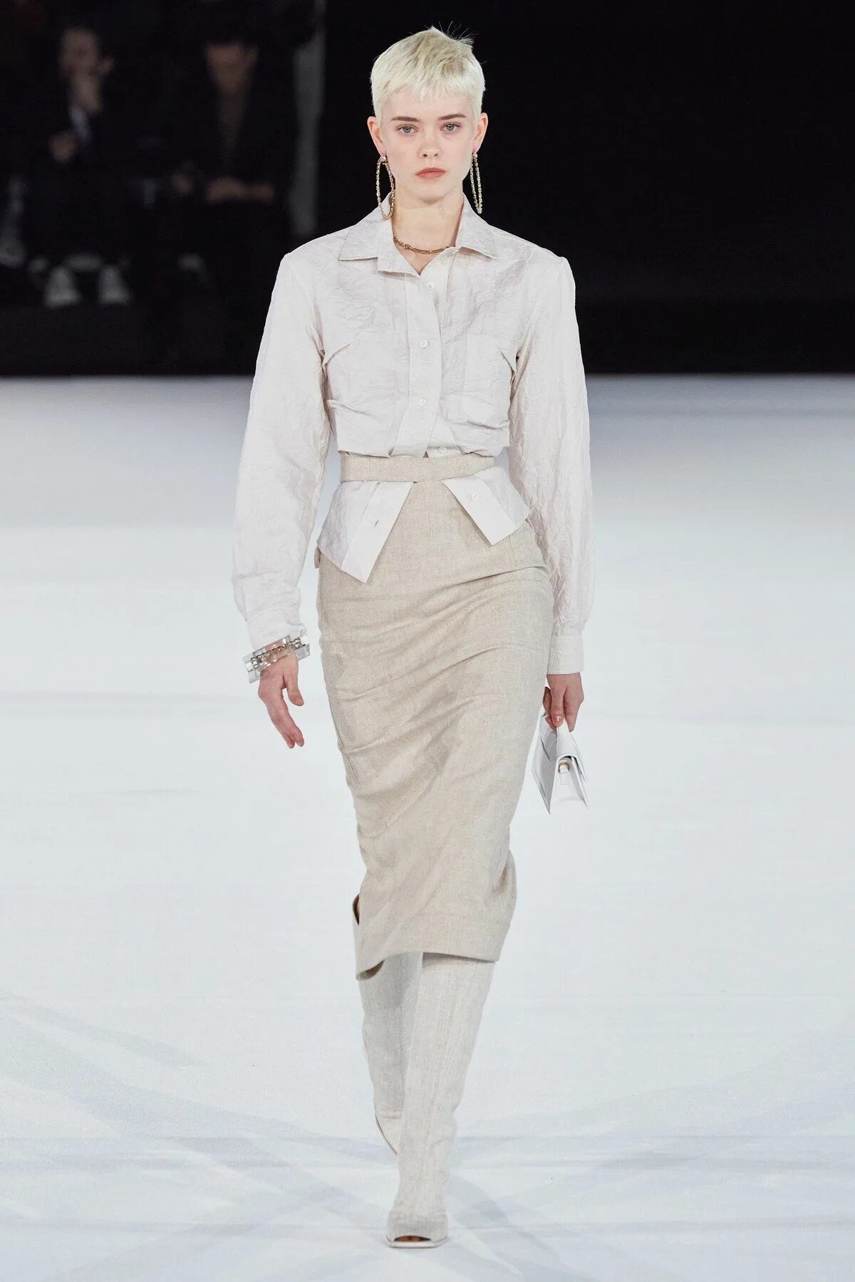 Фото из vogue. Vogue collections. Vogue collections. Simone rocha платье. Одежда мировых дизайнеров 2005 год.