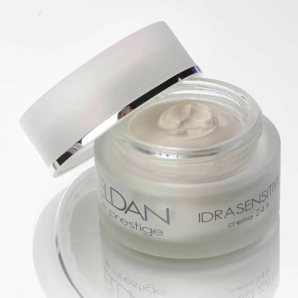 Топ кремов увлажняющий. Hydramemory cream. Профессиональные крема для лица рейтинг. Крем для лица ночной витекс. Профессиональная косметика для лица для косметологов.