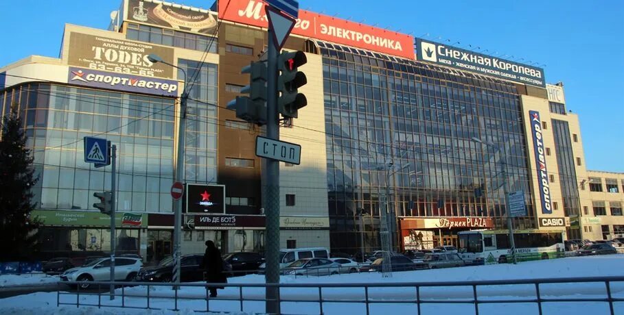 Тц герцен. Тц герцен. Омск, ул. Сквер герцен плаза омск. Омск, герцена, 34 герцен плаза.