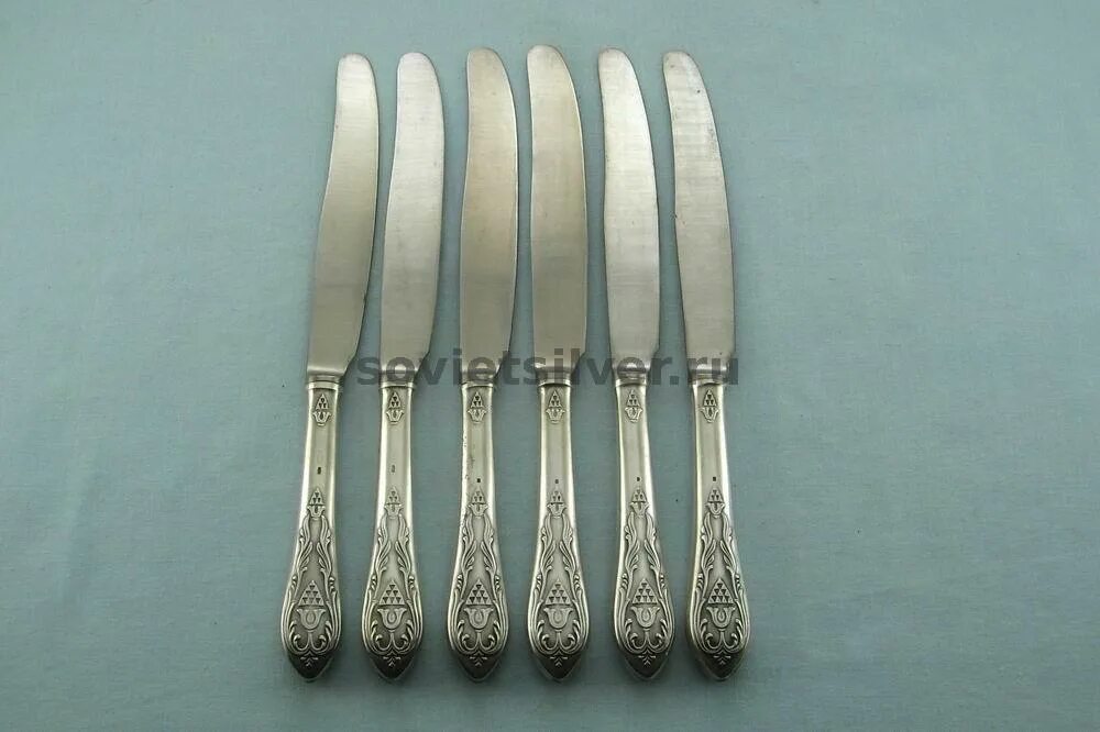 Столовые ножи с зубчиками. Столовые ножи с зубчиками. Сервировочный нож. Старинный столовый нож. Нож столовый труд вача.