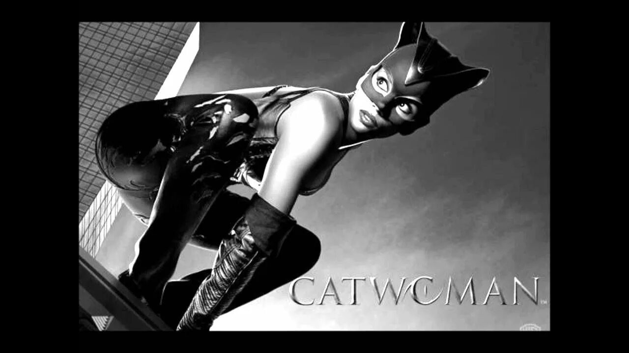 Женщина кошка песни. Catwoman Michael Giacchino. Женщина кошка трансформация. Женщина кошка мужчина. Halle Berry Catwoman.