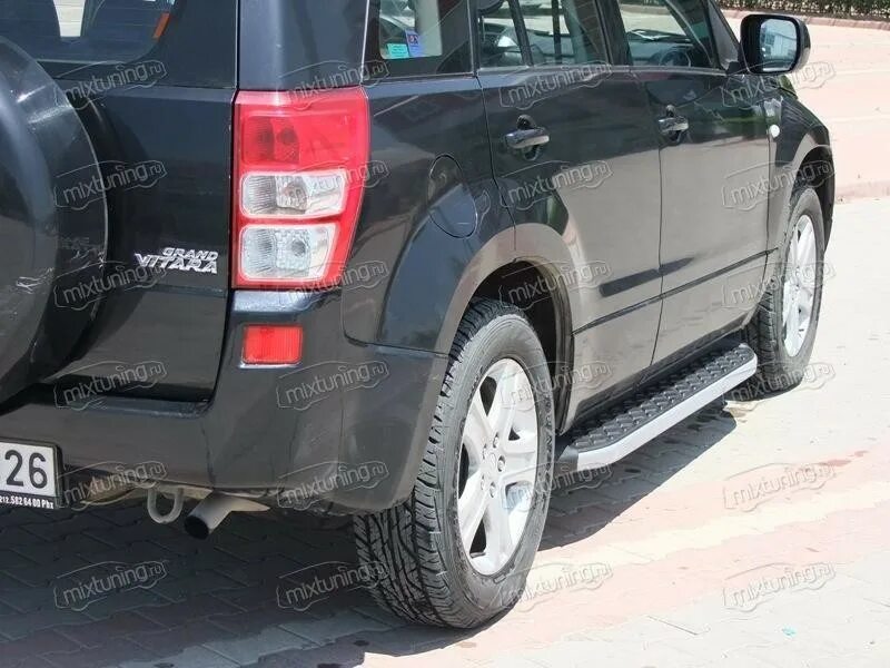 Расширители колесных арок сузуки гранд витара 2011. Накладки ratipur для grand vitara. Подножки сузуки гранд витара. Расширители колесных арок suzuki grand vitara. Suzuki grand vitara 2005-2008.