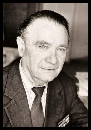 Адвокат цирик. Книга футбол цирик и лукашин. Цирик днд. Цирик. Цирик.