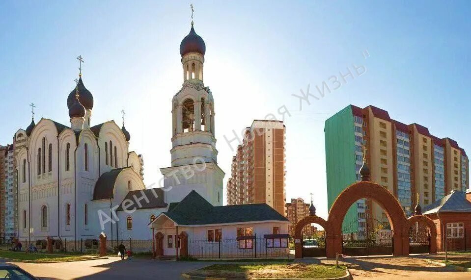 Посёлок развилка московской области храм. Развилке московская область. Храм иосифа волоцкого развилка. Поселок развилка церкви. Храм иосифа волоцкого развилка.