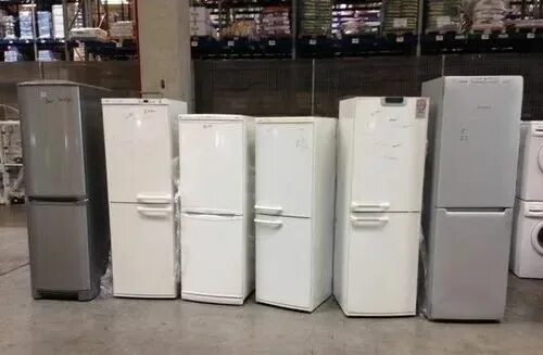 Утилизация старой бытовой техники. Выкуп старый холодильник. Нерабочий холодильник. Куда сдать холодильник б. Утилизаторы холодильников.