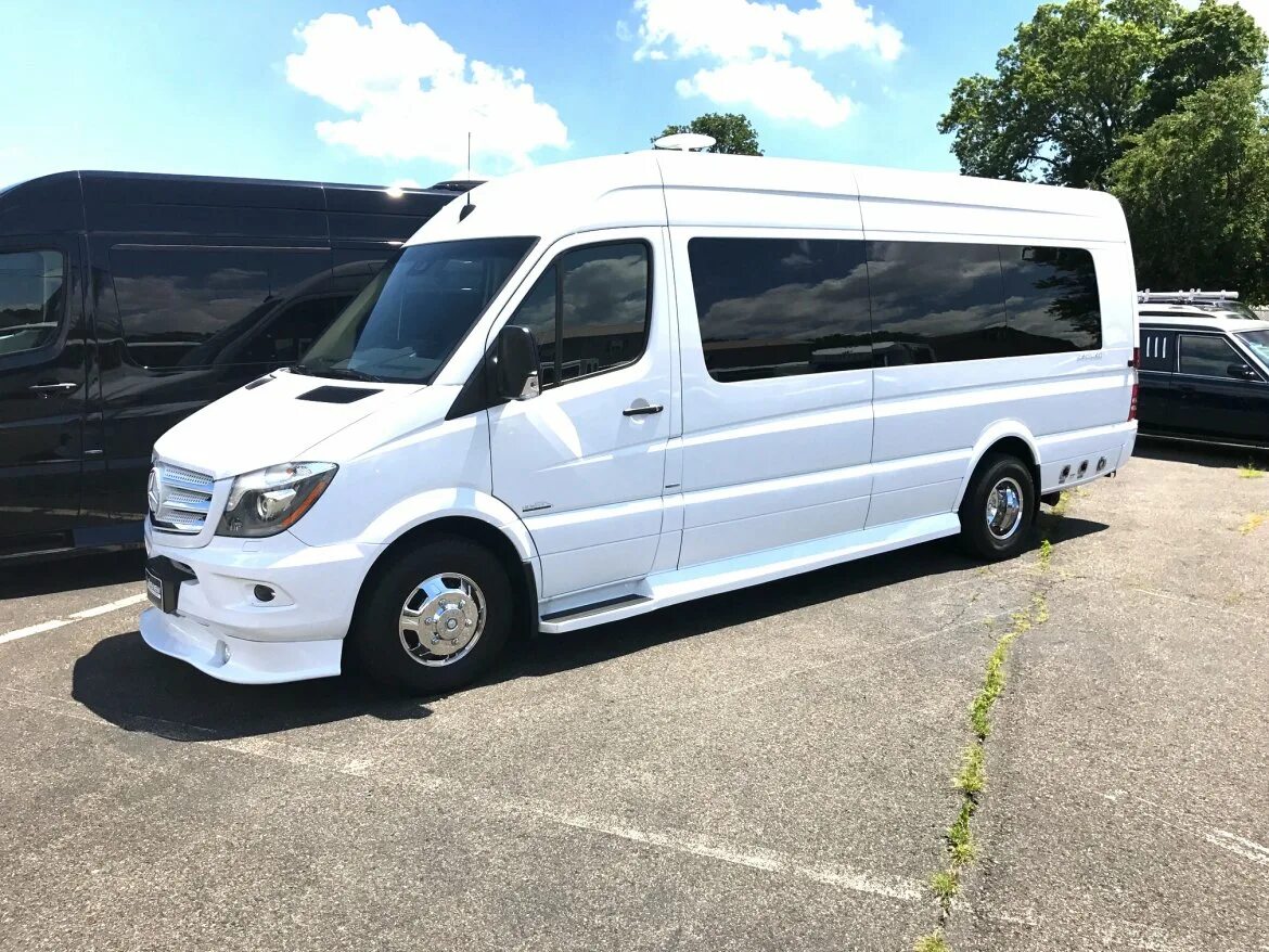 Mercedes-Benz Sprinter 3500. Мерседес Спринтер 3. Мерседес Спринтер пассажирский 22. Мерседес Спринтер белый.