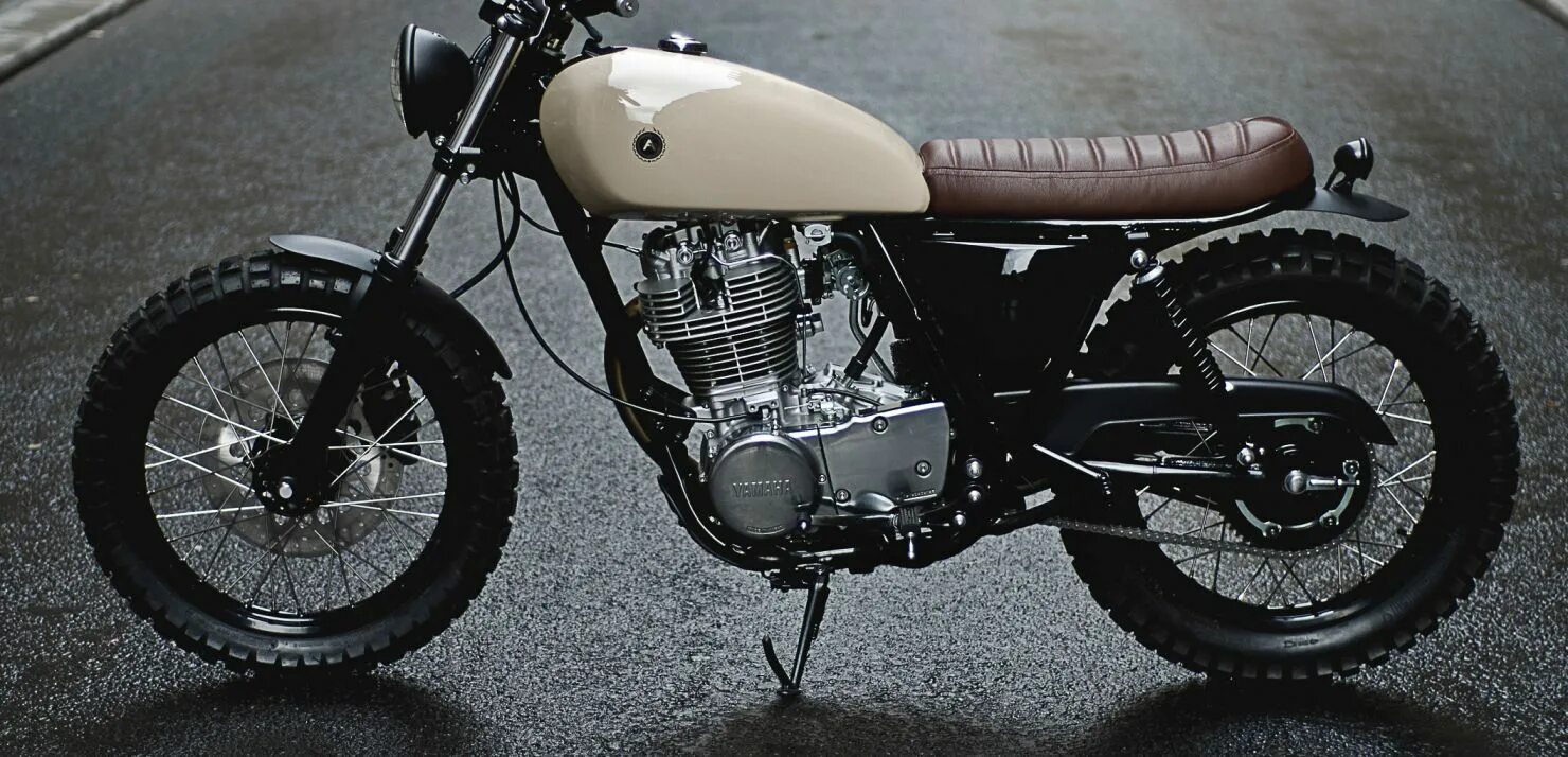 Yamaha sr400 Scrambler. SR 400 Scrambler. Минск 125 кафе рейсер. Yamaha SR 400 скремблер.