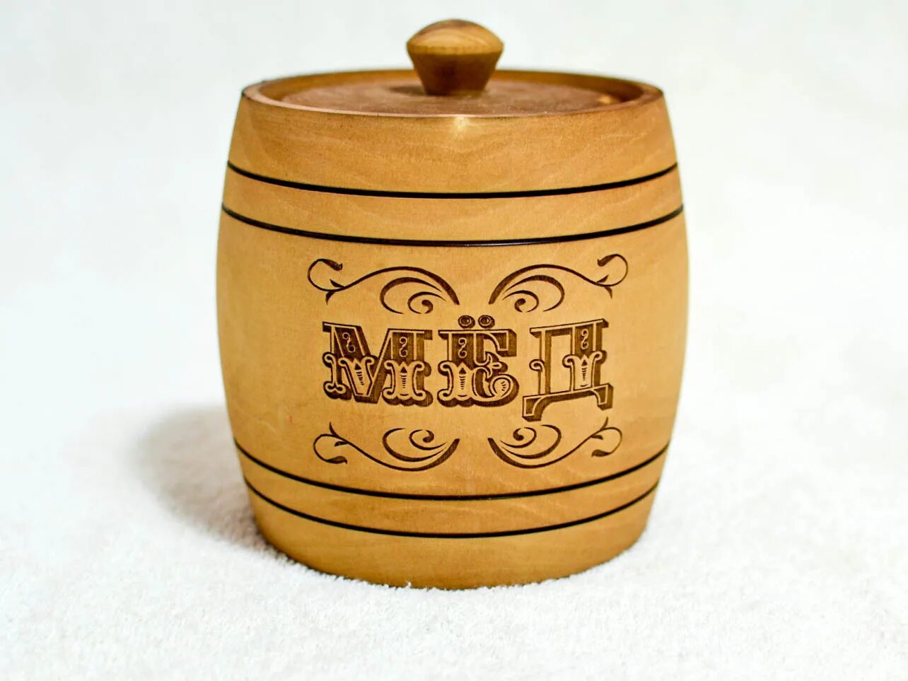 в детский сад бочонок меда. добрый бочонок. бочки с медом. сувенирный бочонок для меда. красивые баночки для меда.