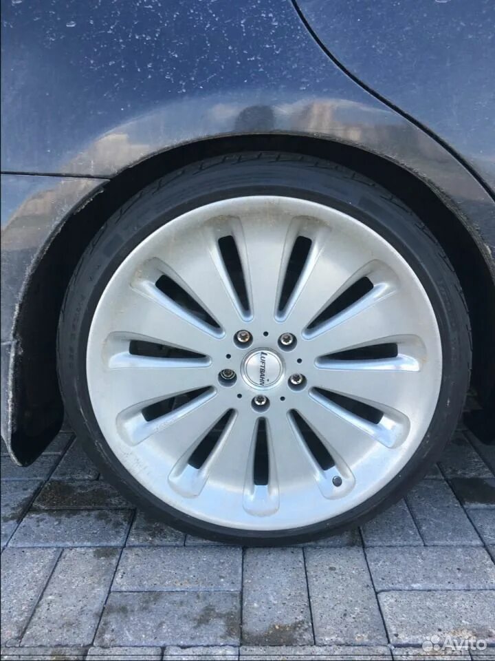 Авто колеса 19. Диски oz racing r20 5x112. Низкопрофильная резина r10. Vossen cv3 r17 графит. Слики r19 резина.