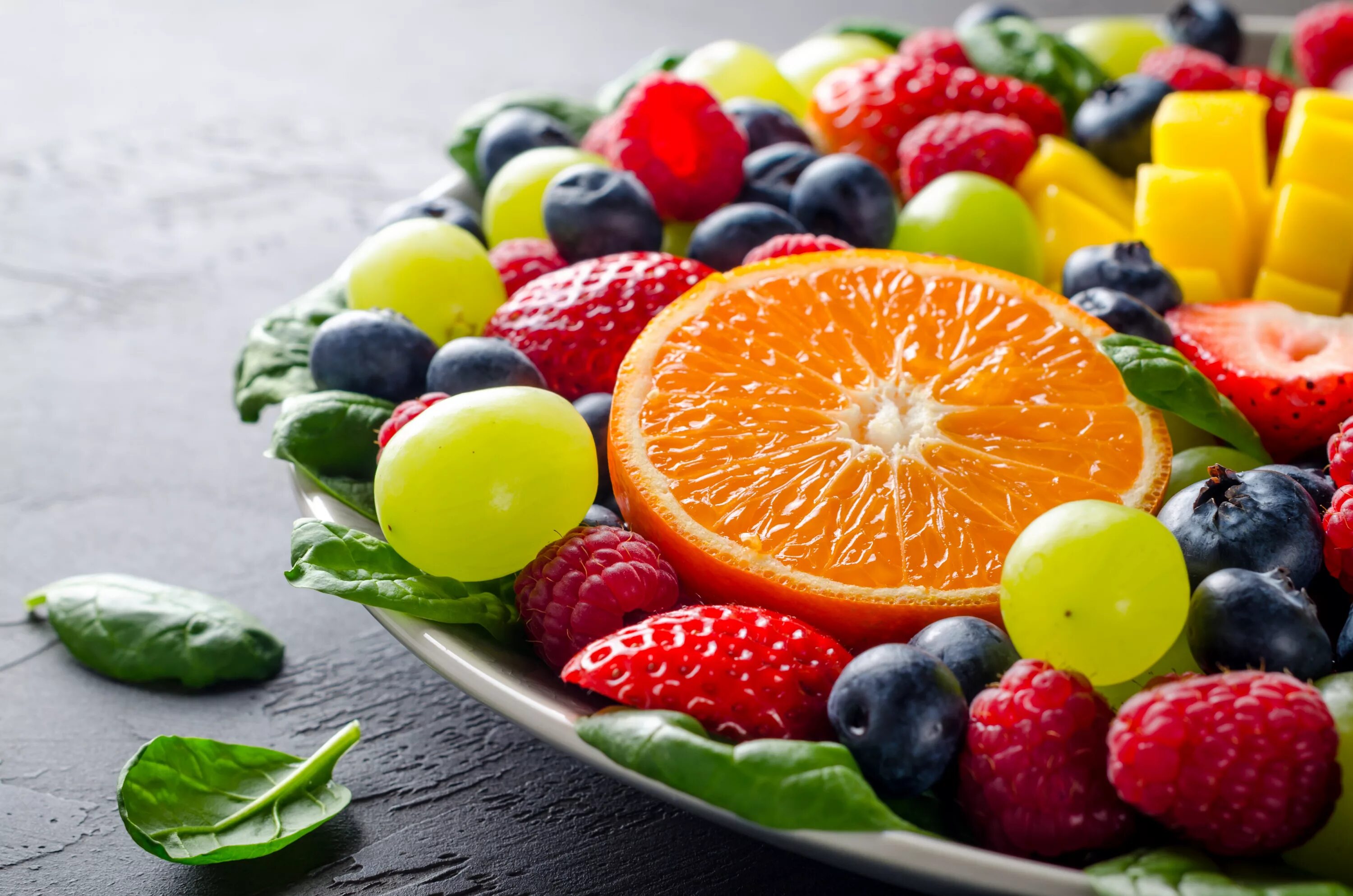 Обои фрукты. Фрукты и ягоды. Красивые фрукты. Сочные фрукты. Красивые яркие фрукты.