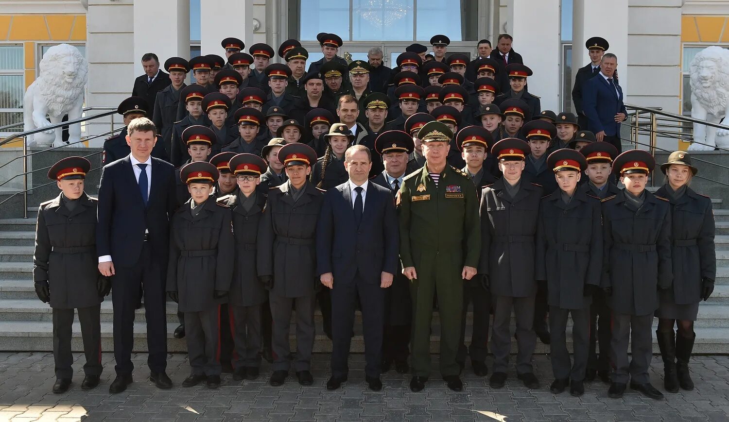 Пермский кадетский корпус имени федора кузьмина. Усть качка кадетский. Усть качка кадетский. Усть качка кадетский. Кадетское училище пермь усть-качка.